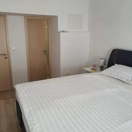 Aldi 2 Appartamento